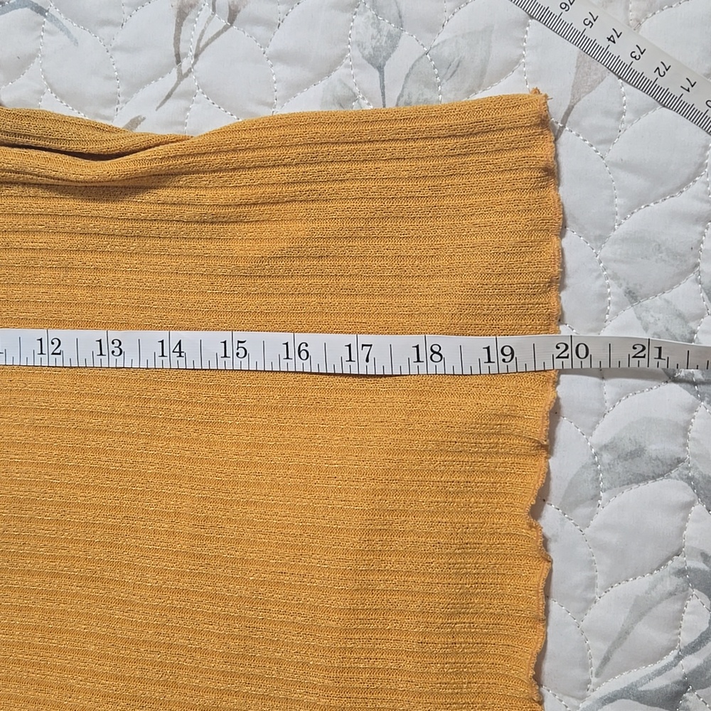 Mustard Yellow Ribbed Crop - Picture 8 of 9